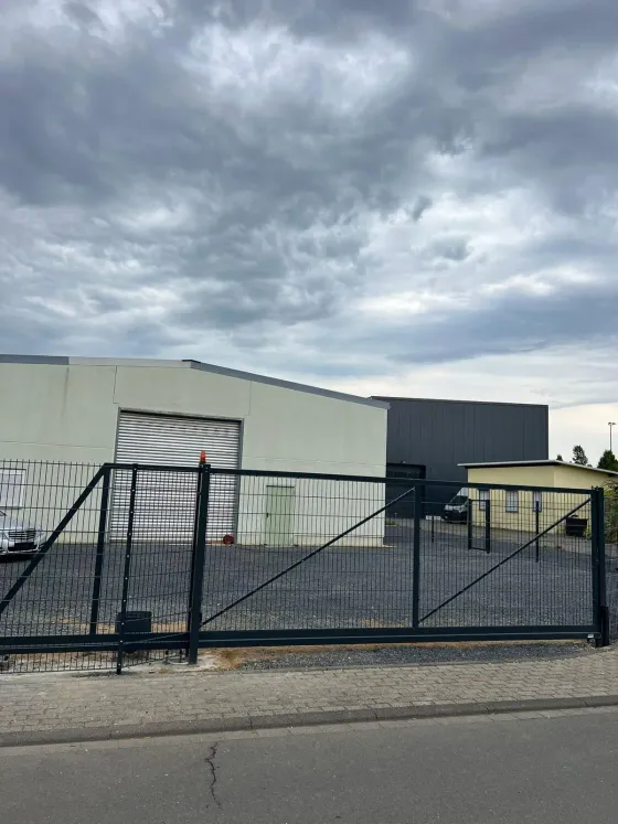 Industriezaun in Leipzig - fachgerechte Ausführung vor Ort